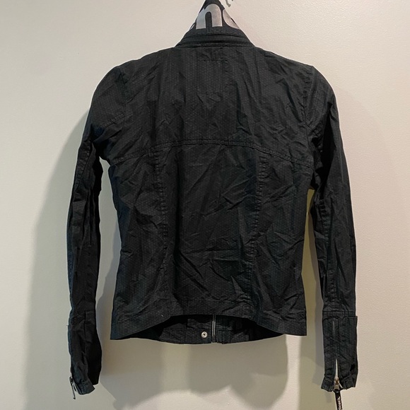 Bench Hooded Jacket - Picture 2 of 3